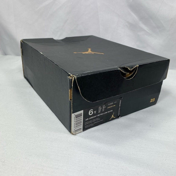 Nike Air Jordan 1 Retro Low OG BG White Varsity Red 709999-101 Wmns 7.5 Youth 6Y - Picture 14 of 14